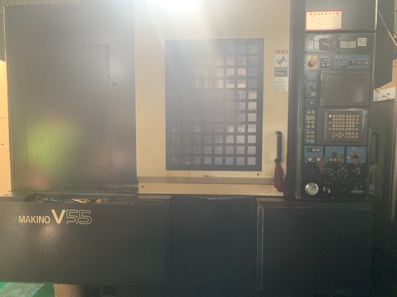 CNC vertical machining center machine 4